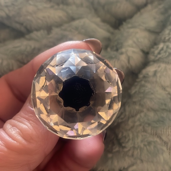 Crystal and Black Bezeled Drawer Knobs set of 10 with Hardware. - Picture 6 of 8